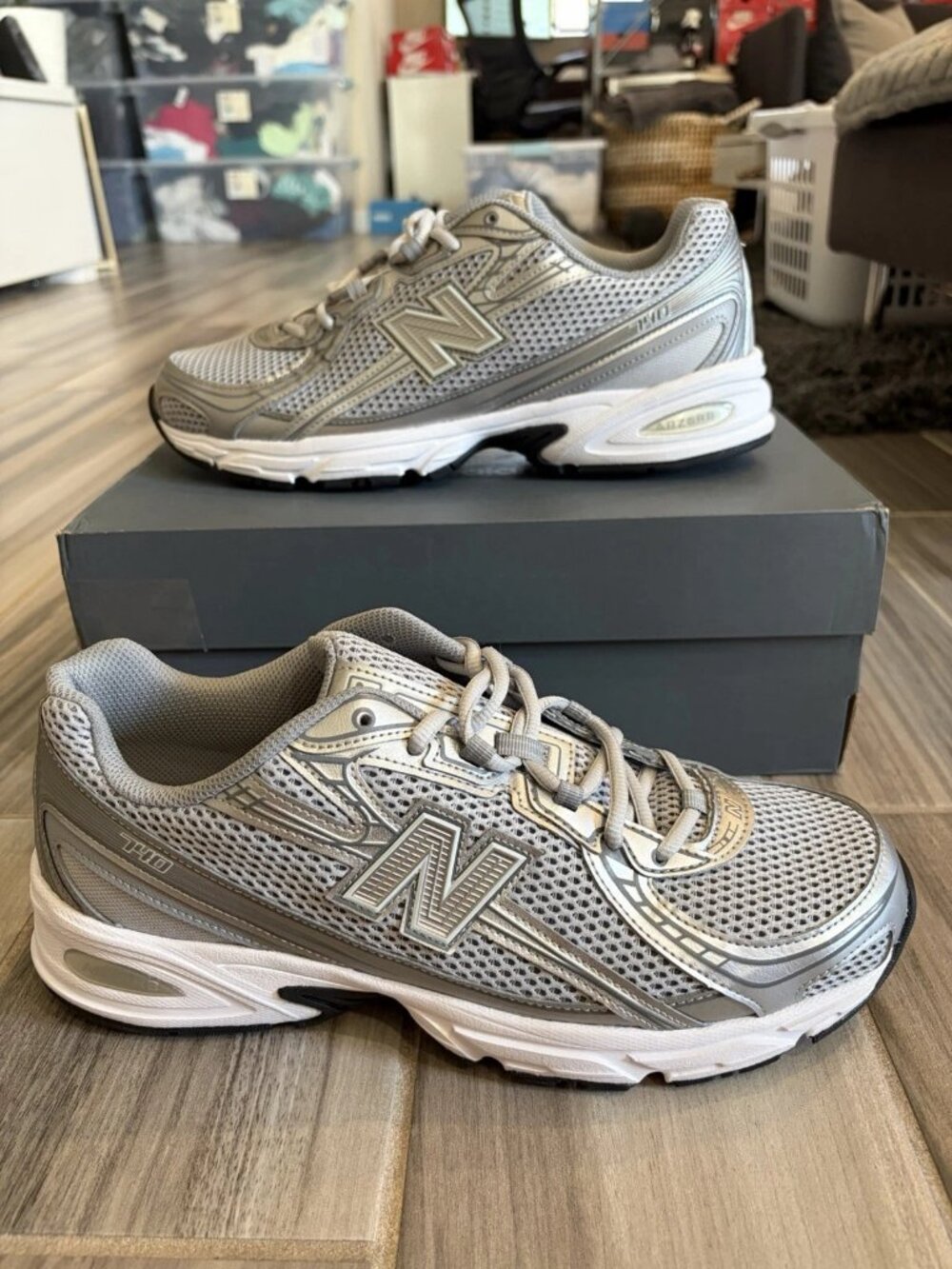 Men's New Balance 740 Shoes Sneakers - Grey/Metallic Silver U740SG2